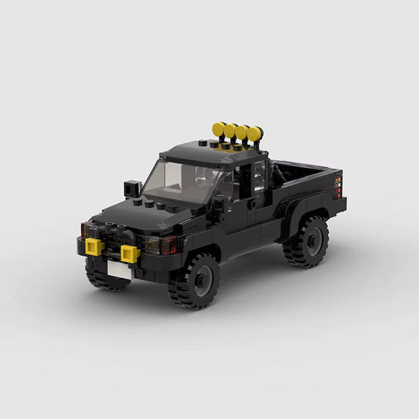 Toyota SR5 — 1:24 Scale LEGO-Compatible Building Kit