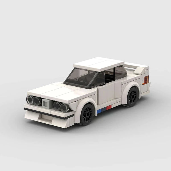 BMW 325i E30 — 1:24 Scale LEGO-Compatible Building Kit