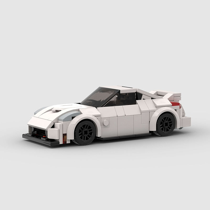 Nissan 350Z Building Kit — Side View | Rova