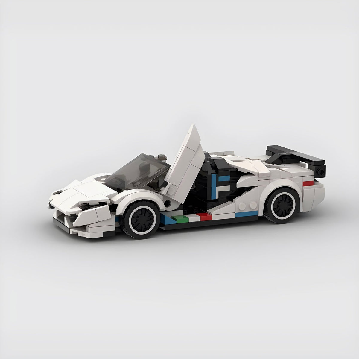 Lamborghini Aventador SVJ Building Kit — Side View | Rova