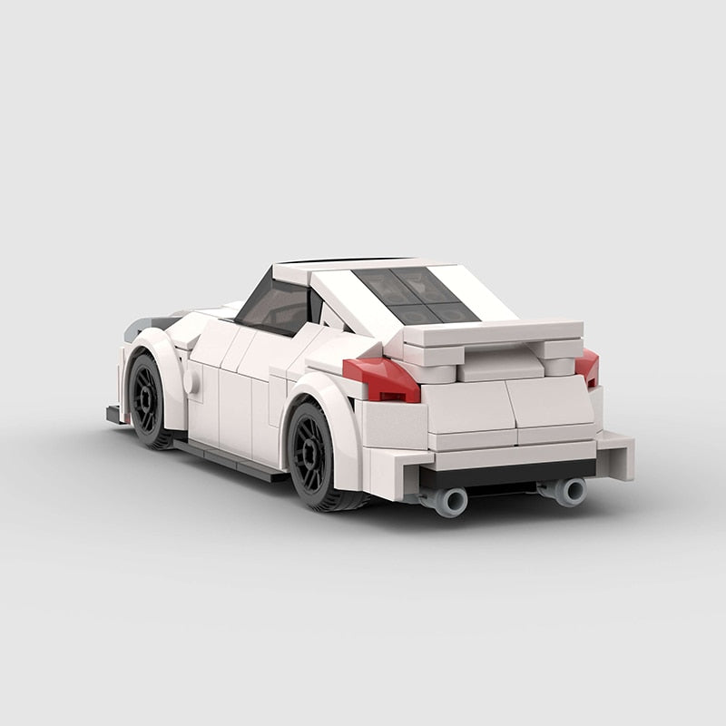 Nissan 350Z Building Kit — Rear View | Rova