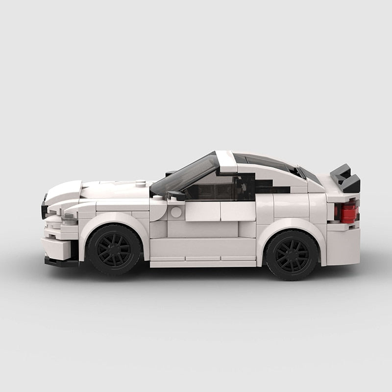 BMW M2 Building Kit — Detail View | Rova