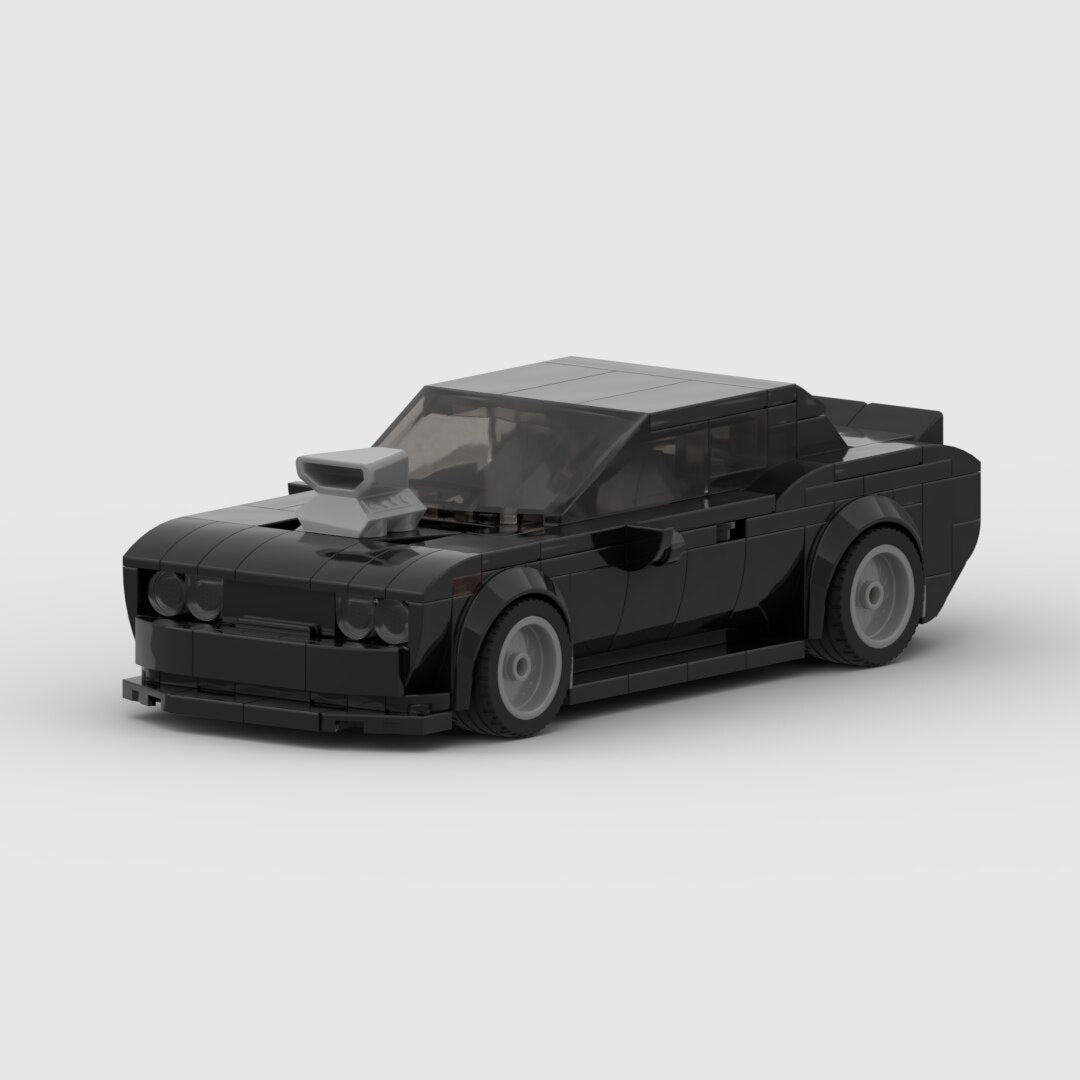 Dodge Challenger — 1:24 Scale LEGO-Compatible Building Kit