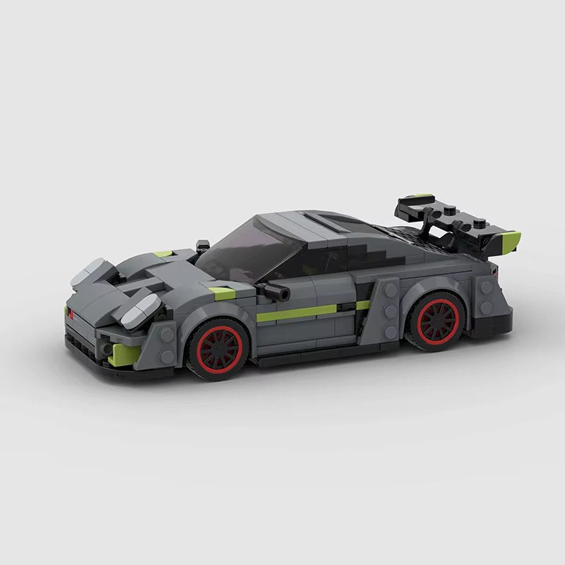 Porsche 911 GT2 RS Building Kit — Side View | Rova