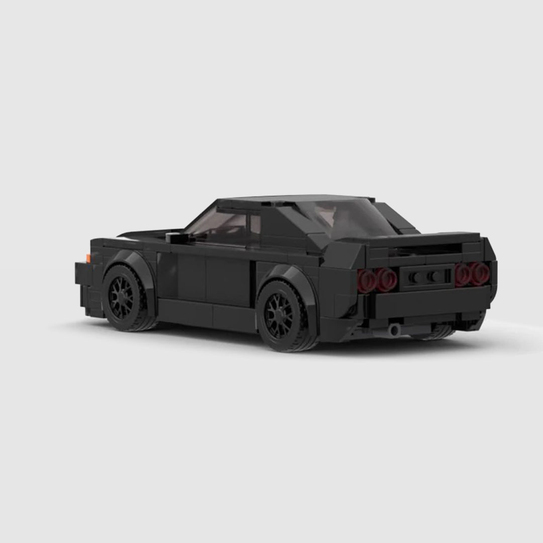 Nissan R32 Skyline GT-R Building Kit — Interior View | Rova