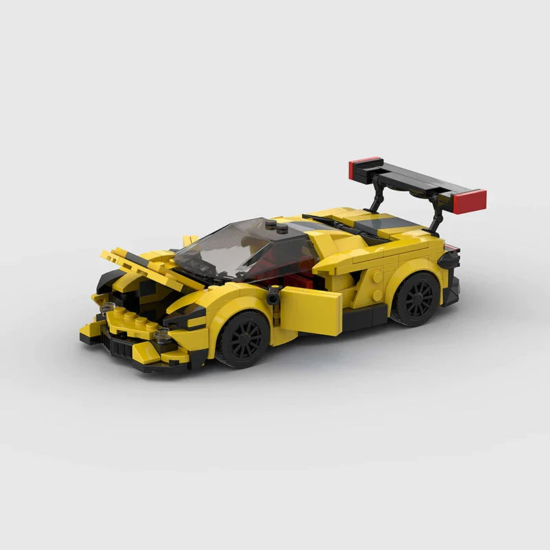 Chevrolet Corvette C8R Building Kit — Side View | Rova