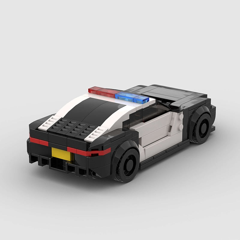BMW M8 Police Interceptor Building Kit — Detail View | Rova