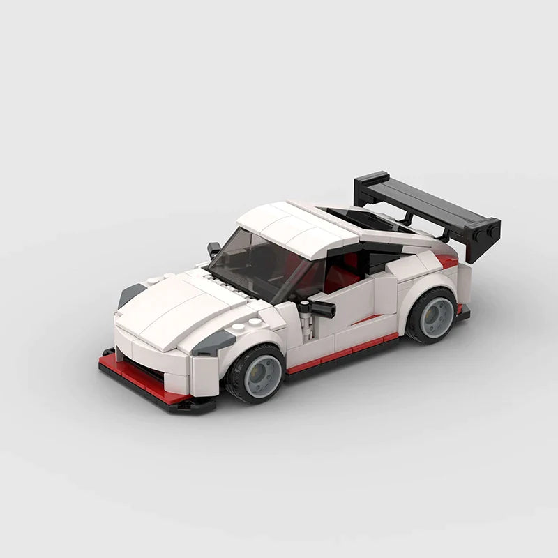 Nissan 350Z — 1:24 Scale LEGO-Compatible Building Kit