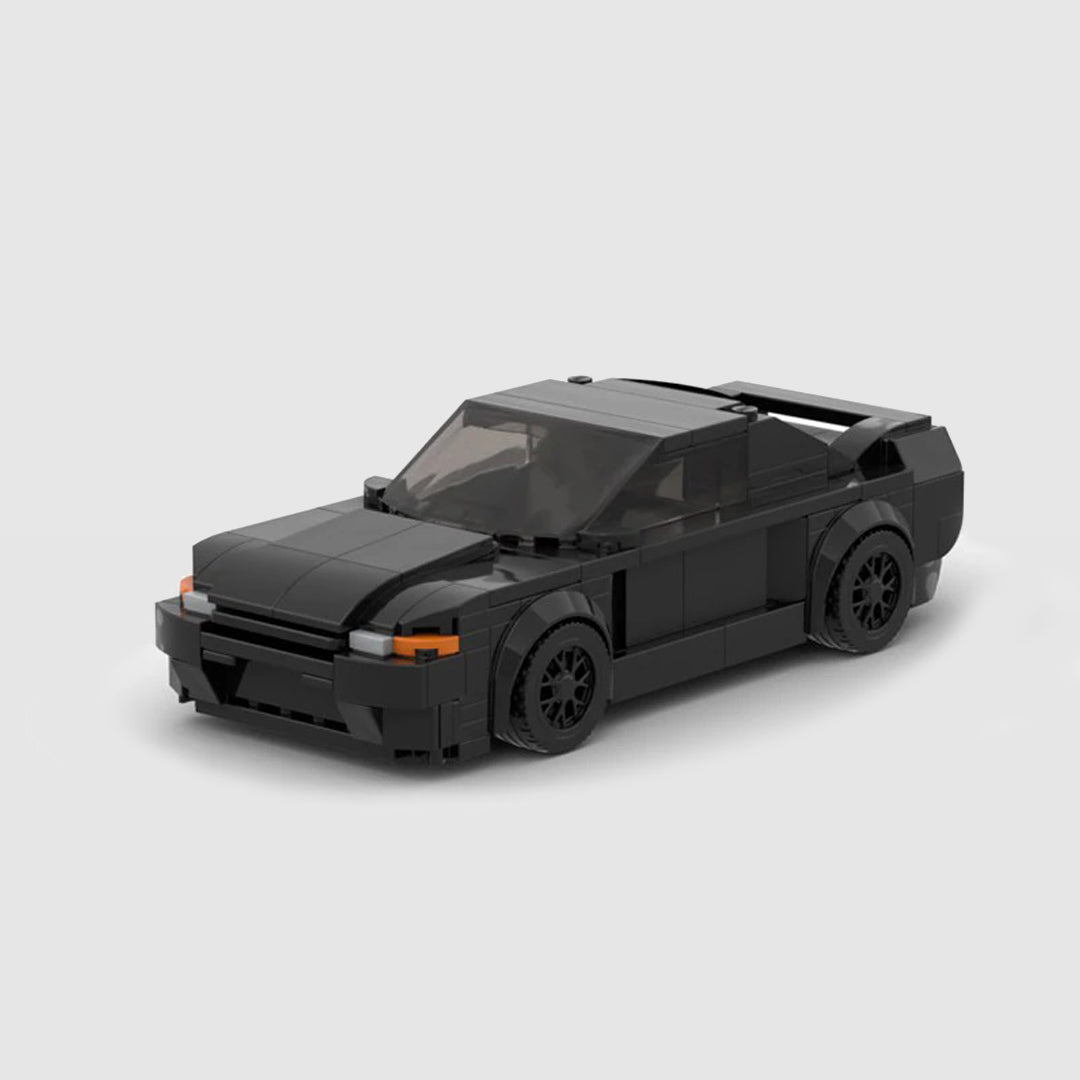 Nissan R32 Skyline GT-R — 1:24 Scale LEGO-Compatible Building Kit