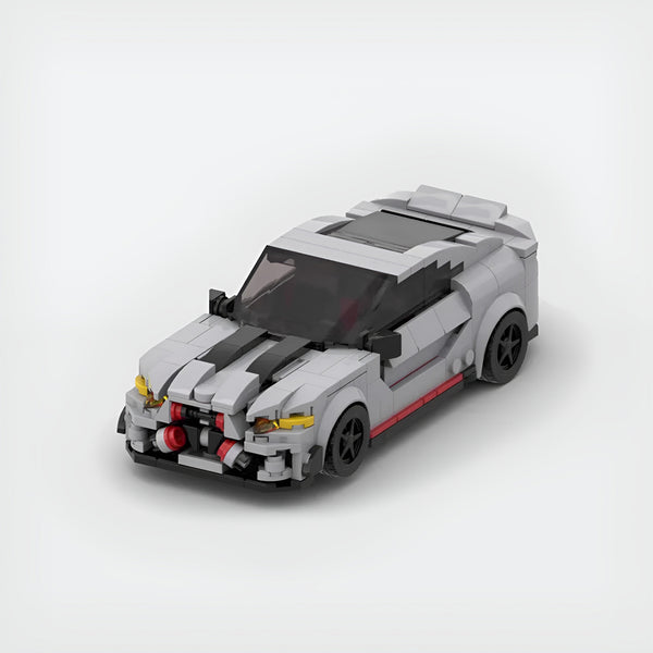 BMW M4 CSL — 1:24 Scale LEGO-Compatible Building Kit