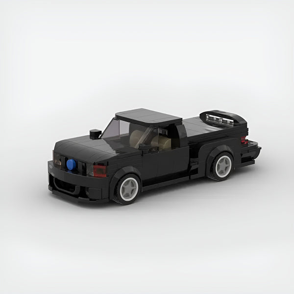 Ford F-150 SVT Lightning — 1:24 Scale LEGO-Compatible Building Kit